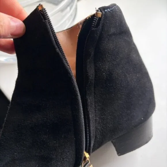 THE ROW $1290 black suede ankle boot, size 41 made in Italy